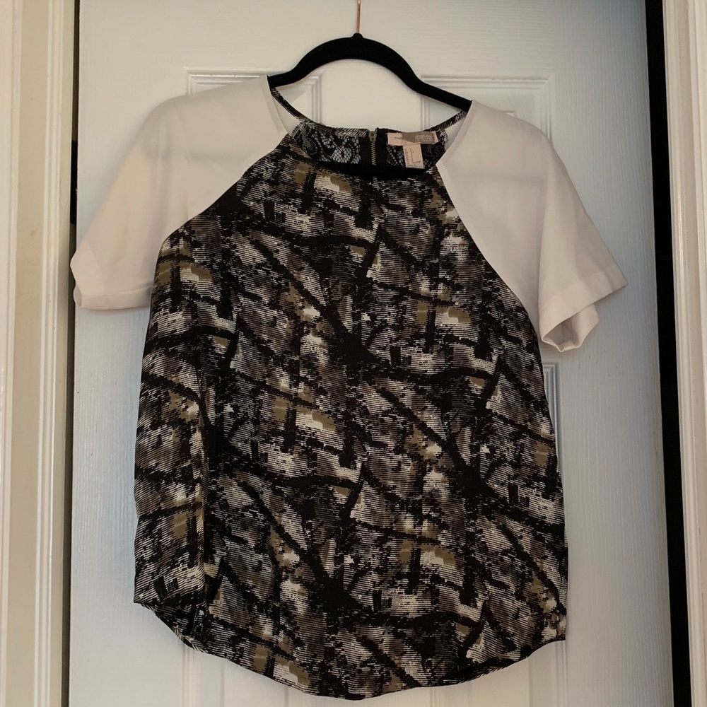 Forever 21: Multicolor Lace Back Detail Top